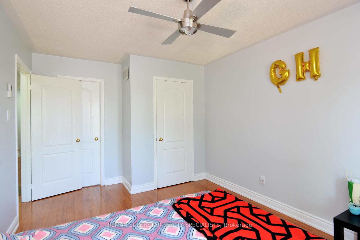 48 Heartleaf Cres