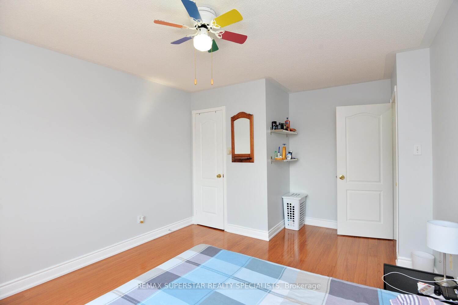 48 Heartleaf Cres
