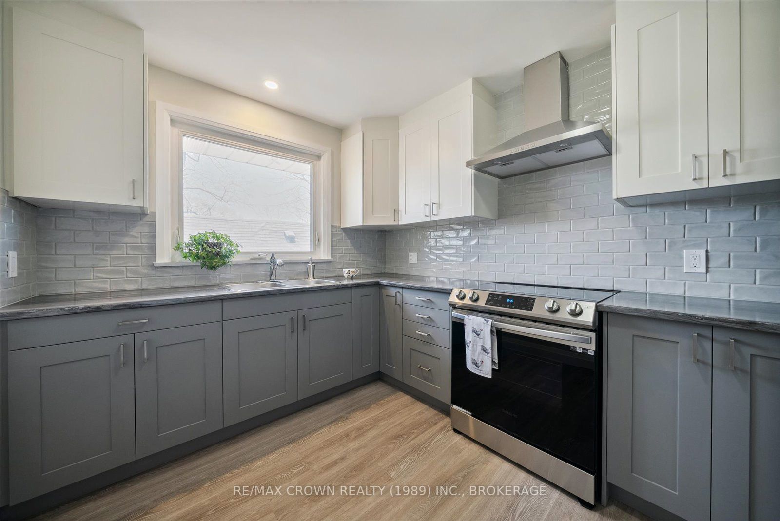 55 Thirty Eighth St