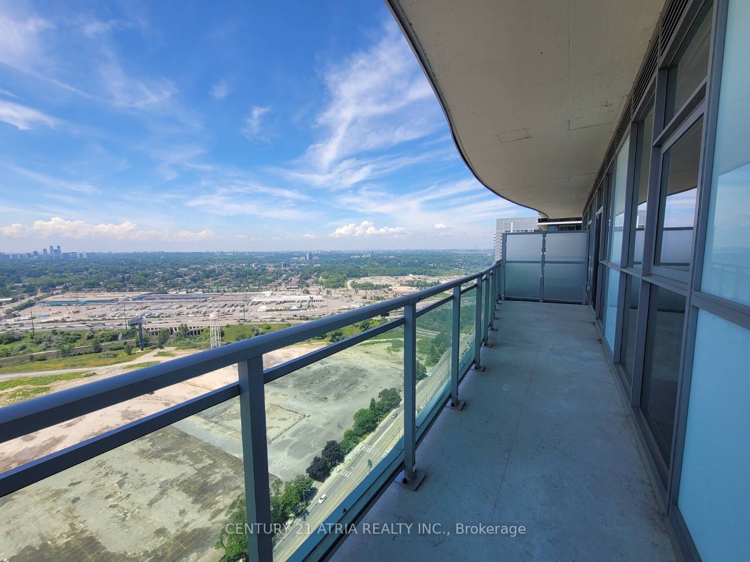 33 Shore Breeze Dr, #3403