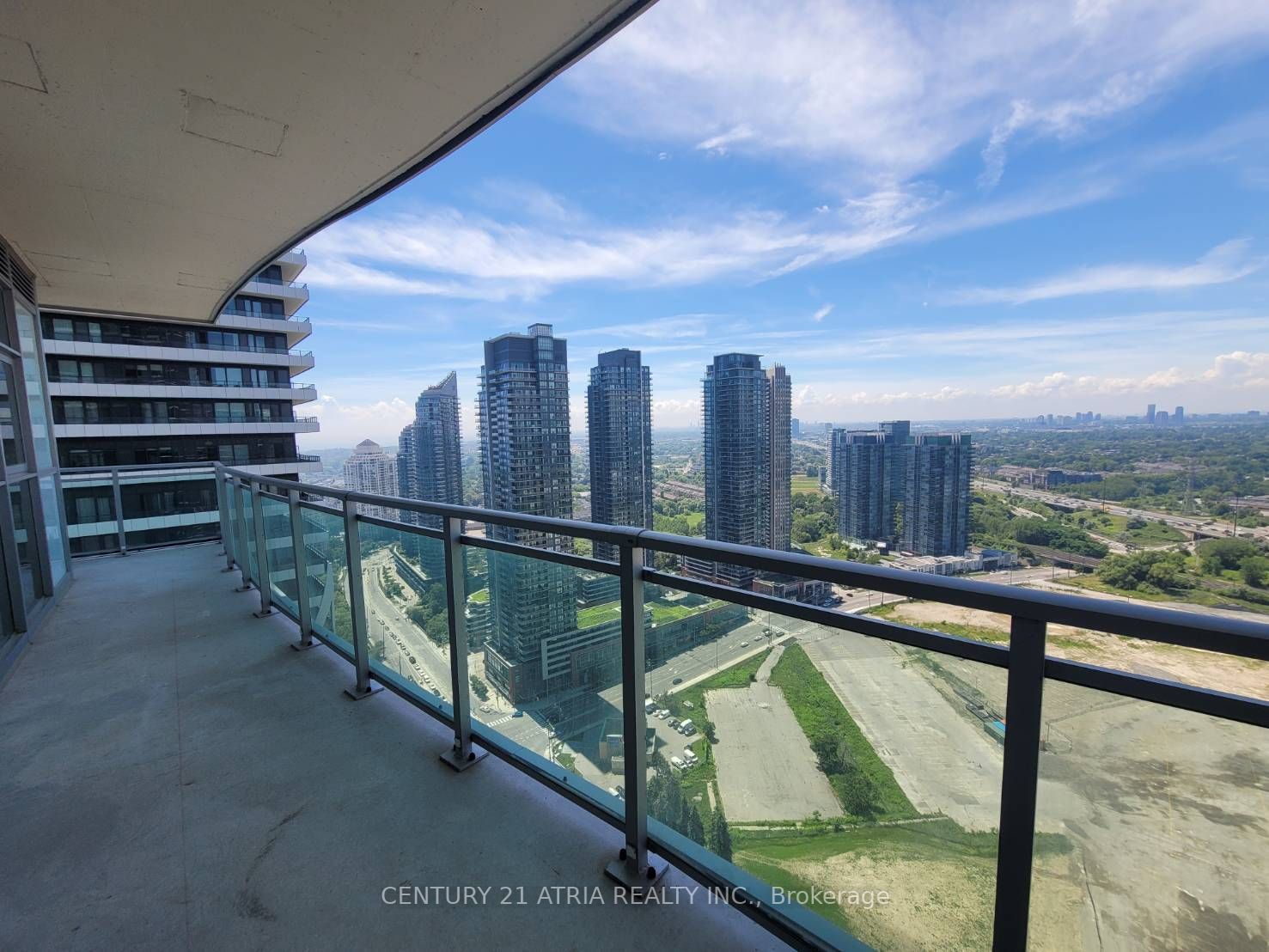 33 Shore Breeze Dr, #3403