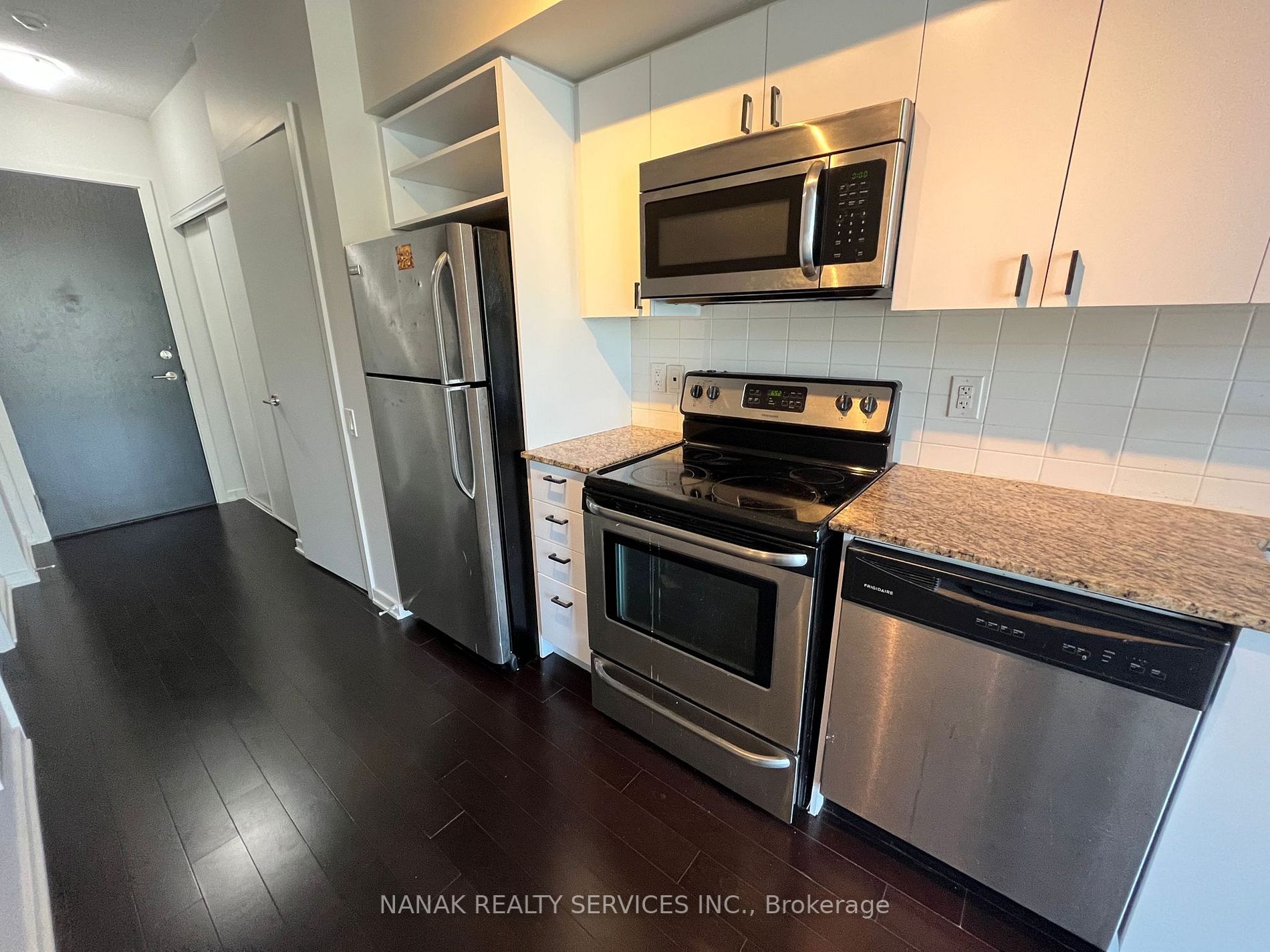 105 The Queensway Ave, #2613