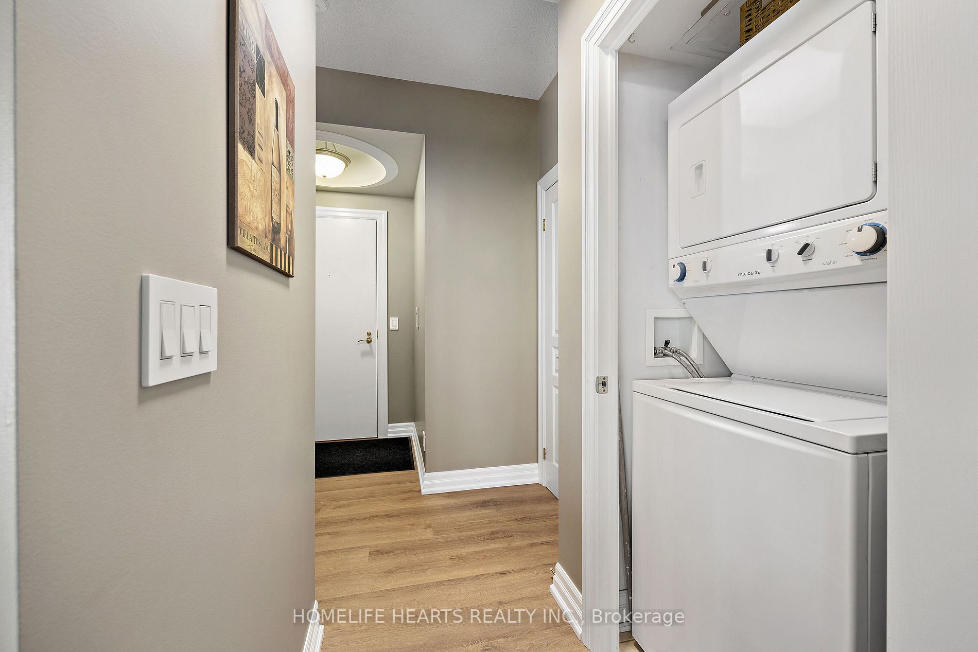 2083 Lake Shore Blvd W, #1212