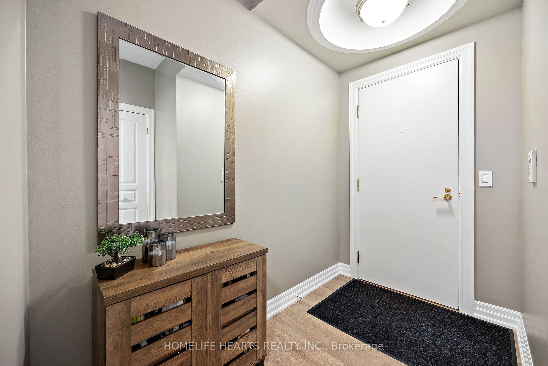 2083 Lake Shore Blvd W, #1212