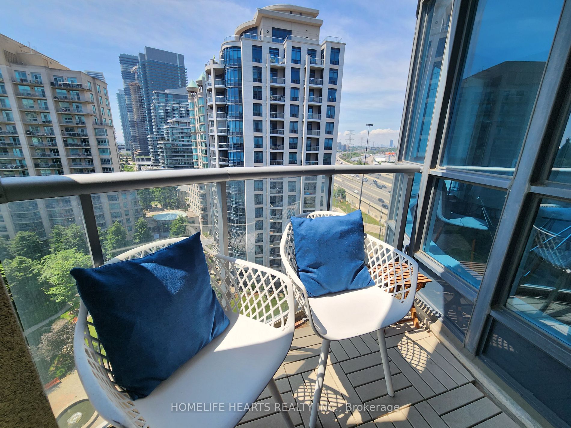 2083 Lake Shore Blvd W, #1212