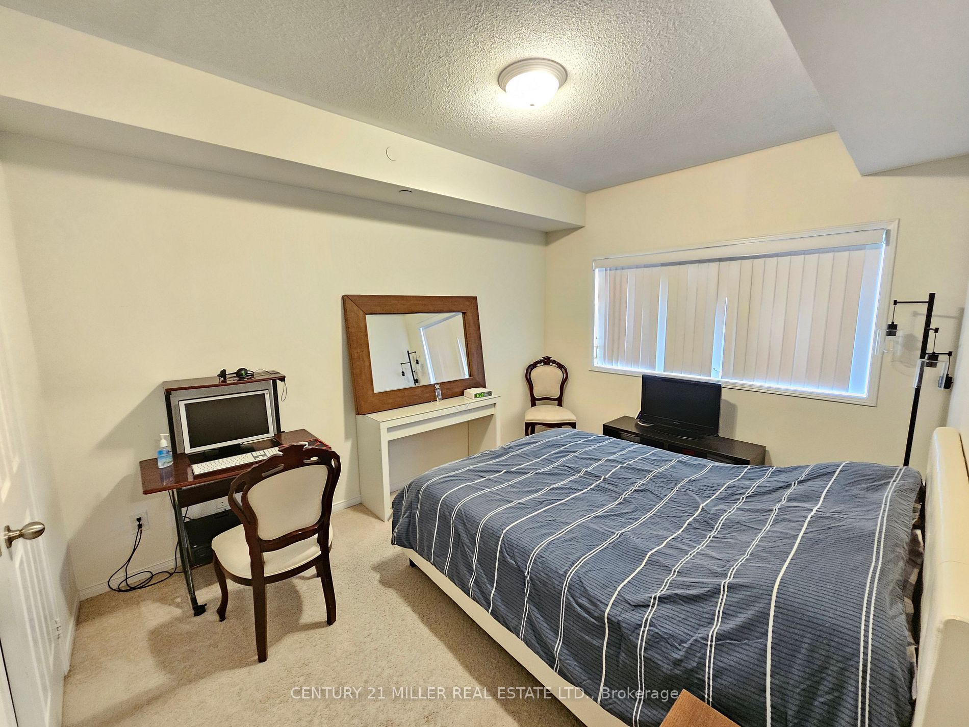 5150 Winston Churchill Boulevard, #202
