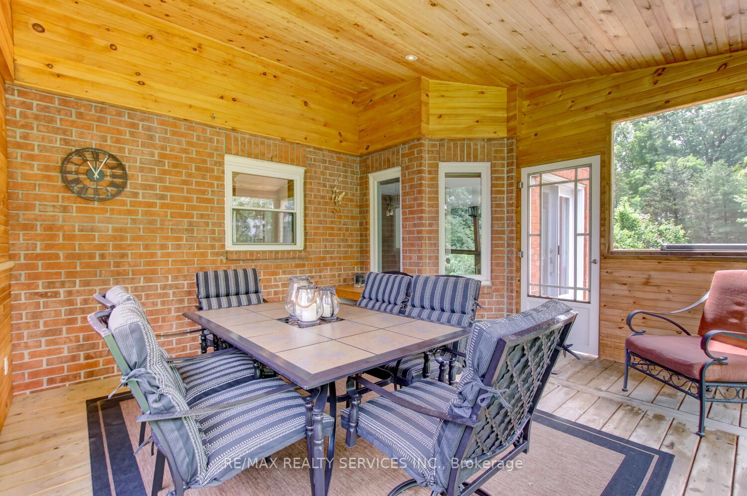 19 Burtree Dr