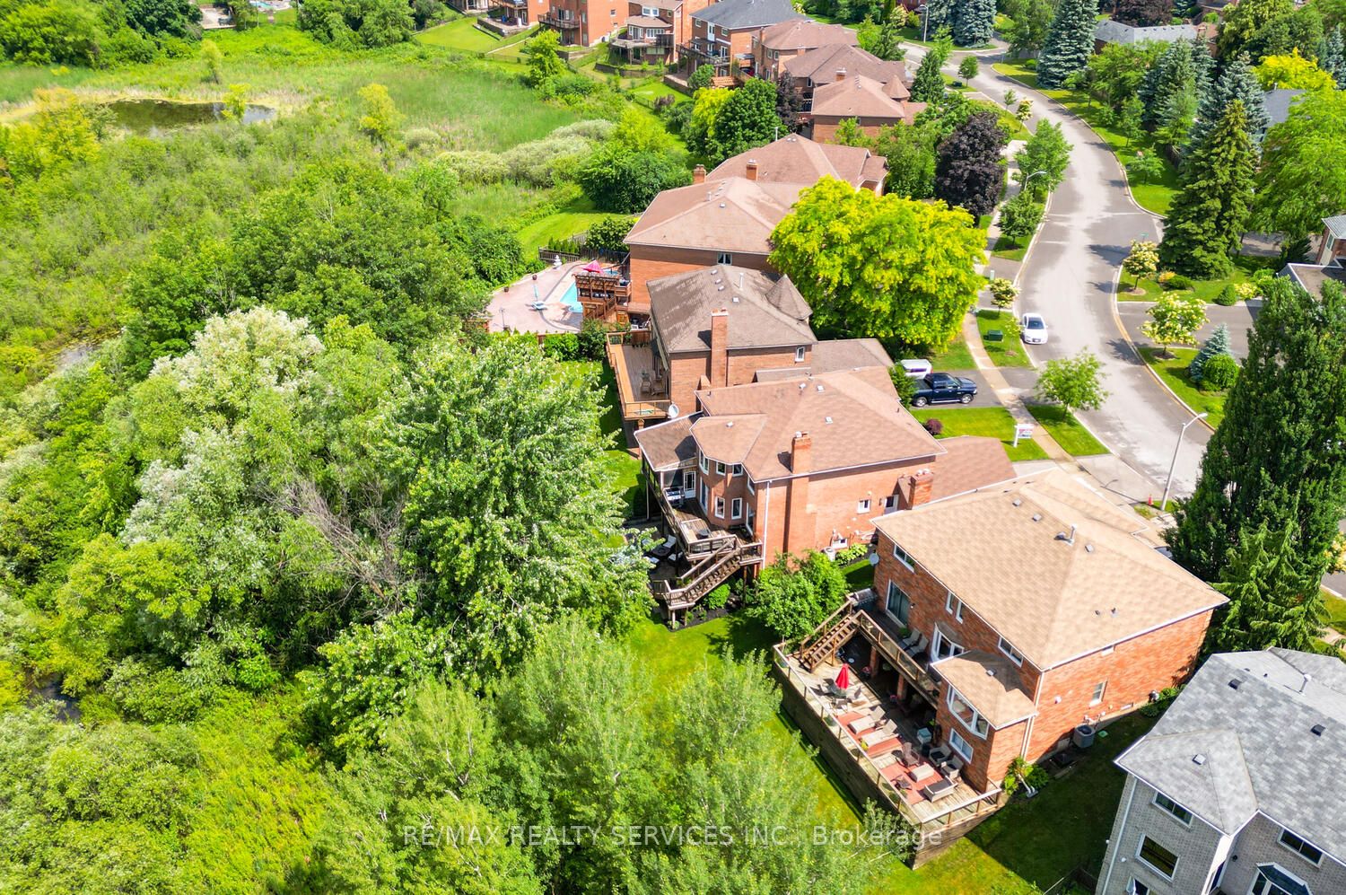 19 Burtree Dr
