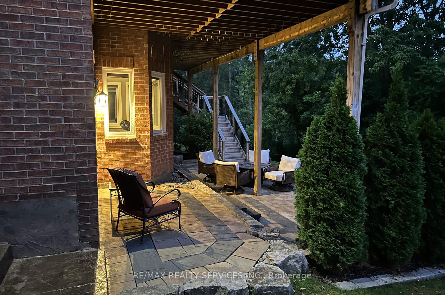 19 Burtree Dr