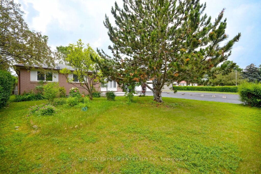 48 Evesham Crescent