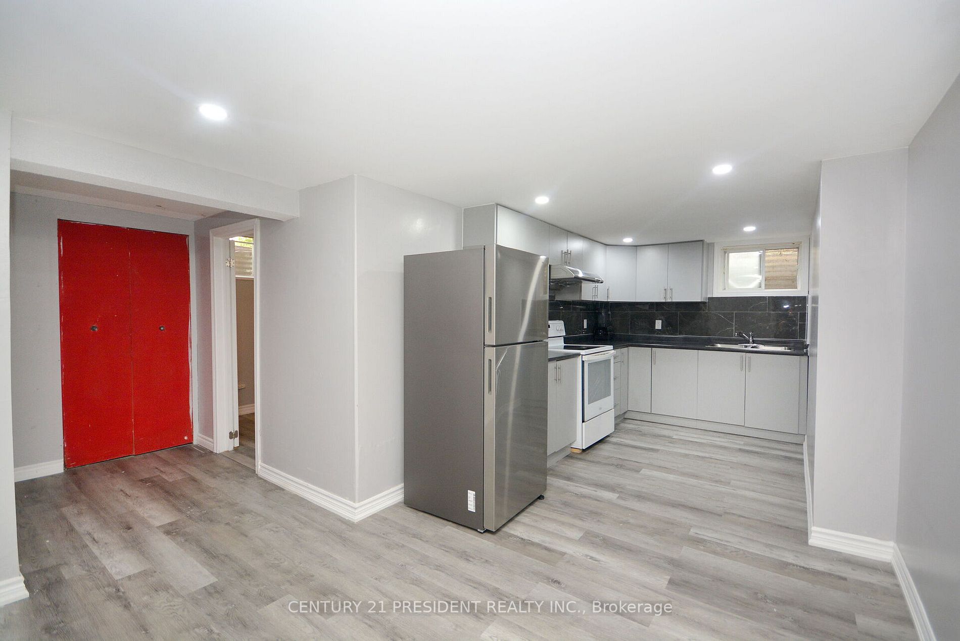 48 Evesham Crescent