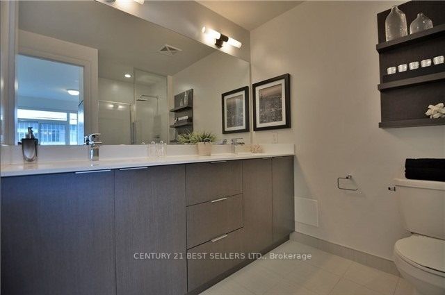 16 Brookers Lane, #2407