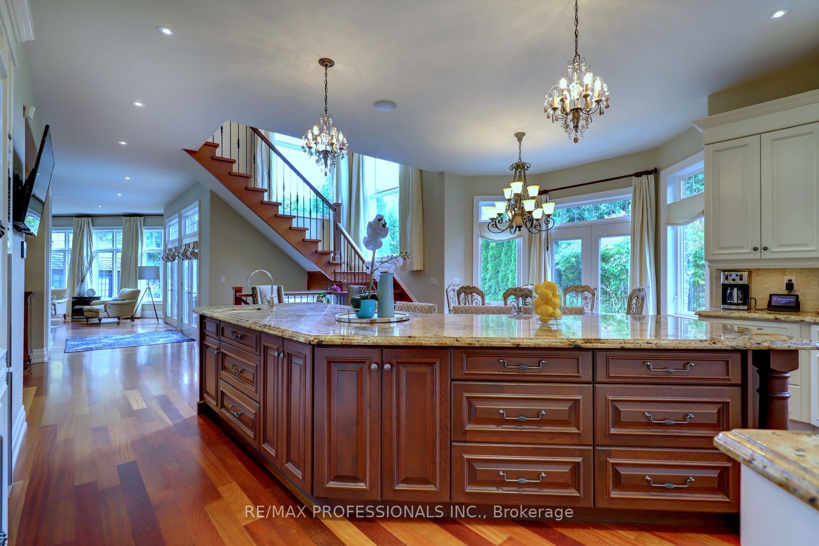 376 Meadow Wood Lane