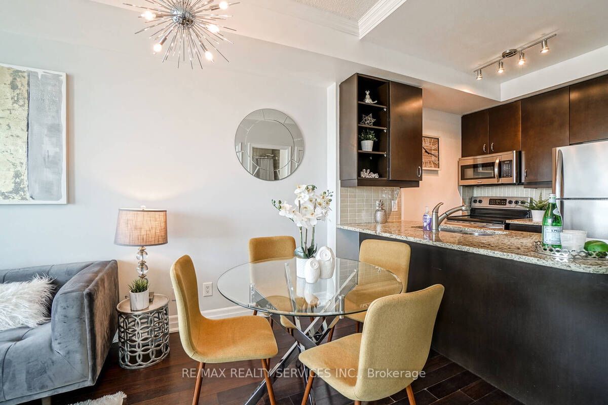 Listing W6623128 - Large Photo # 16