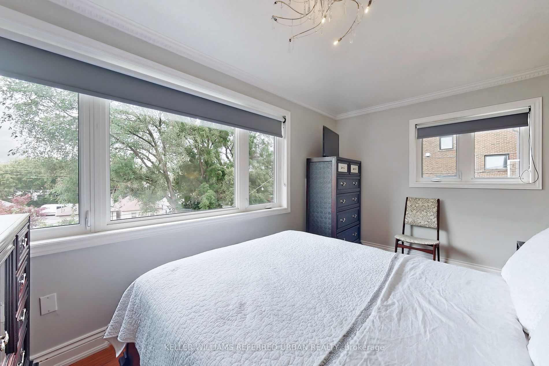 17 Harlton Cres