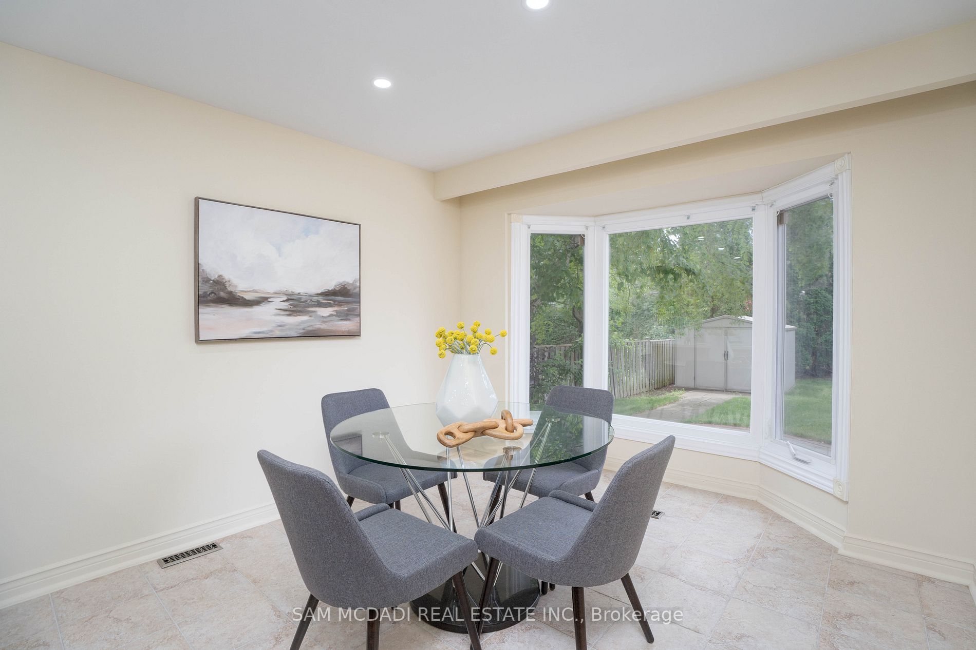 Listing W6624302 - Large Photo # 12