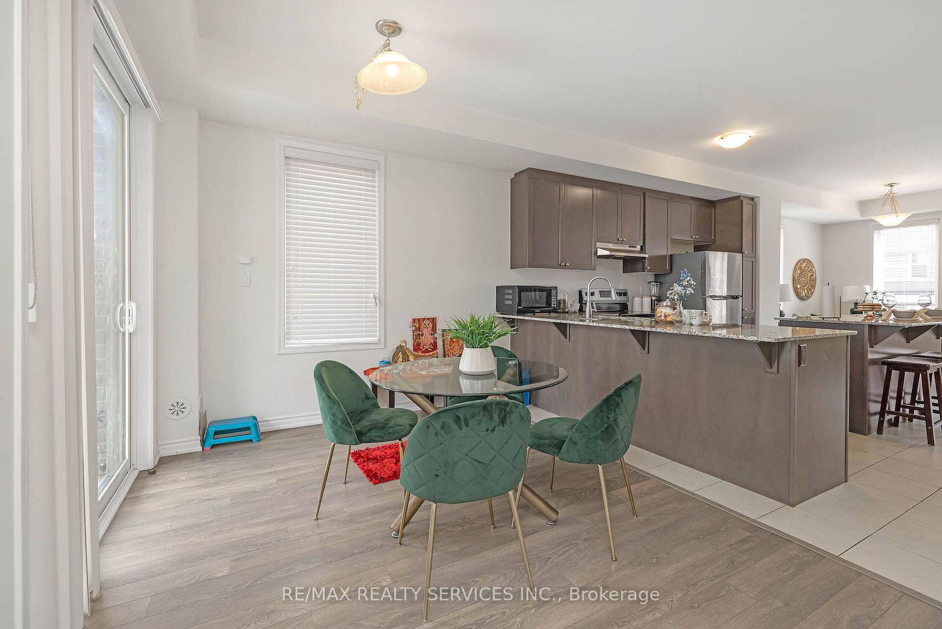 292 Lagerfeld Dr, #30