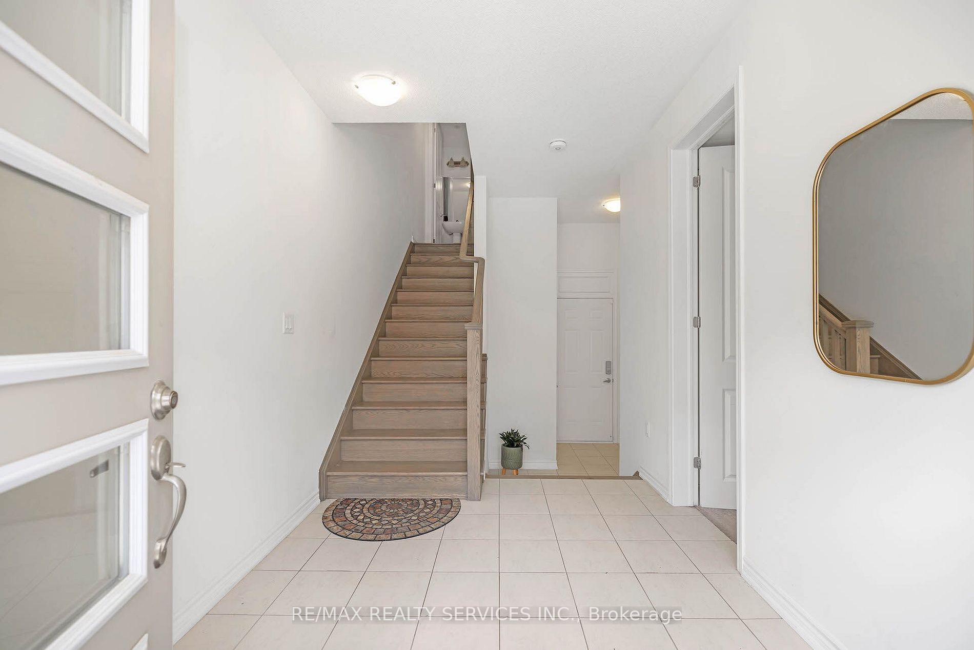 292 Lagerfeld Dr, #30