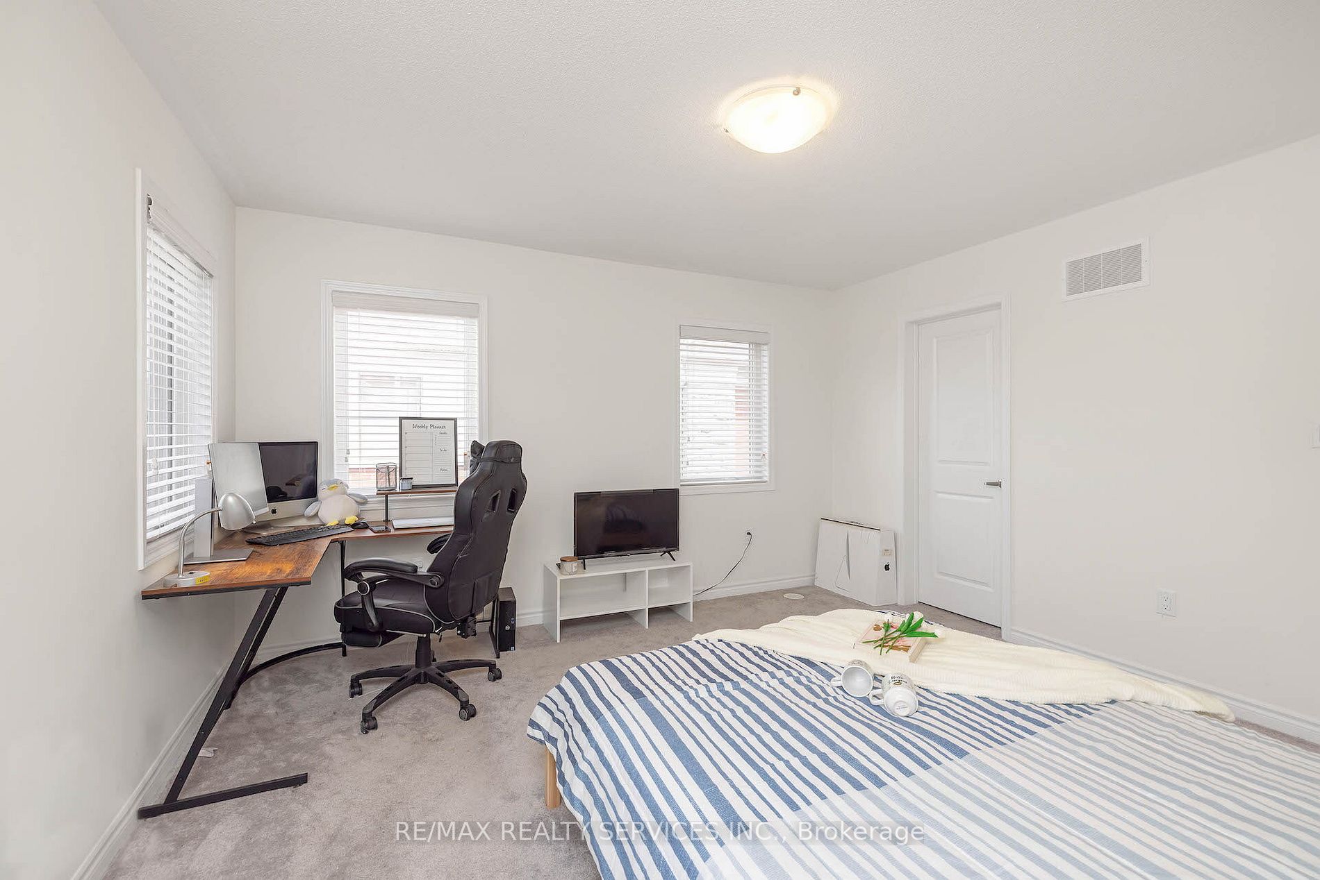 292 Lagerfeld Dr, #30