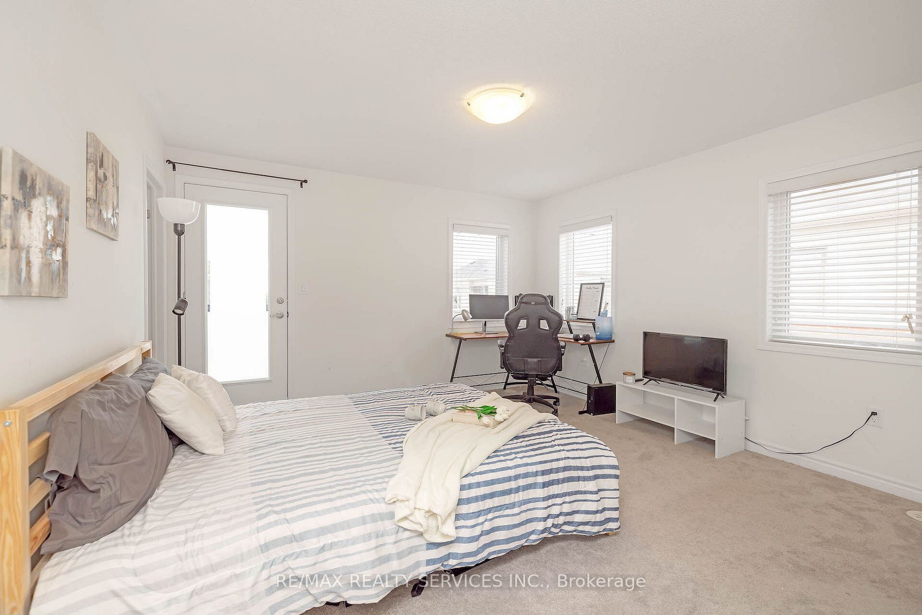 292 Lagerfeld Dr, #30