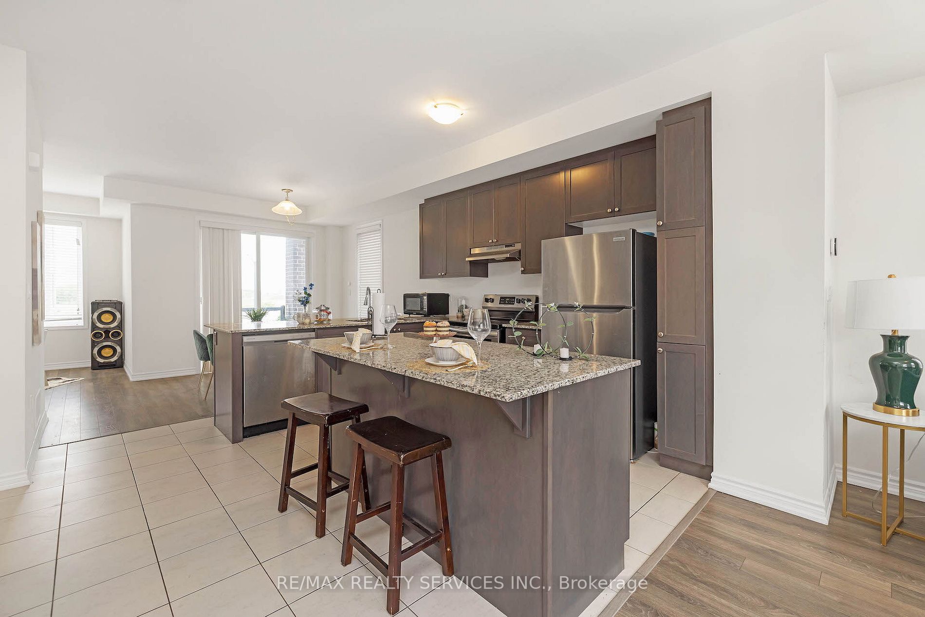 292 Lagerfeld Dr, #30