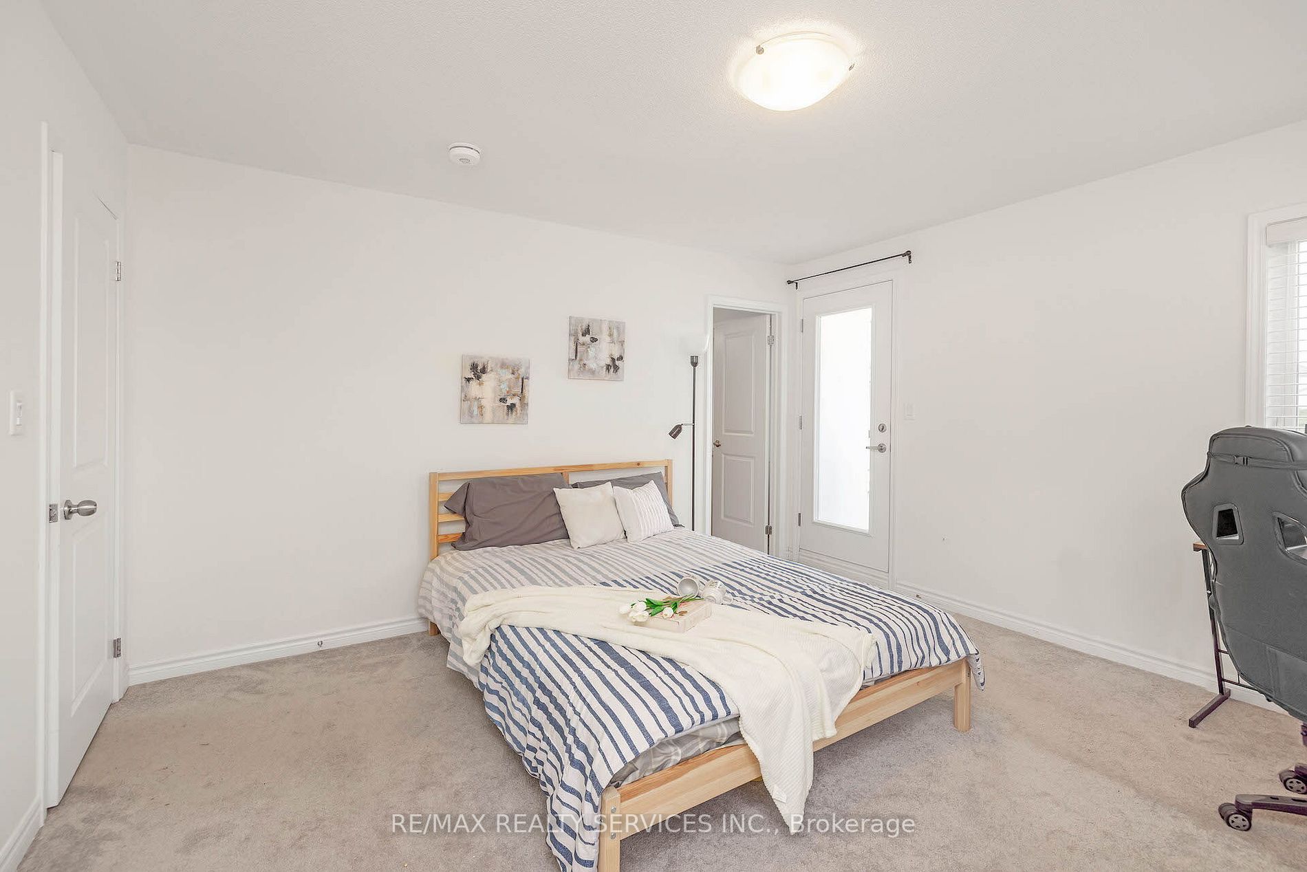 292 Lagerfeld Dr, #30