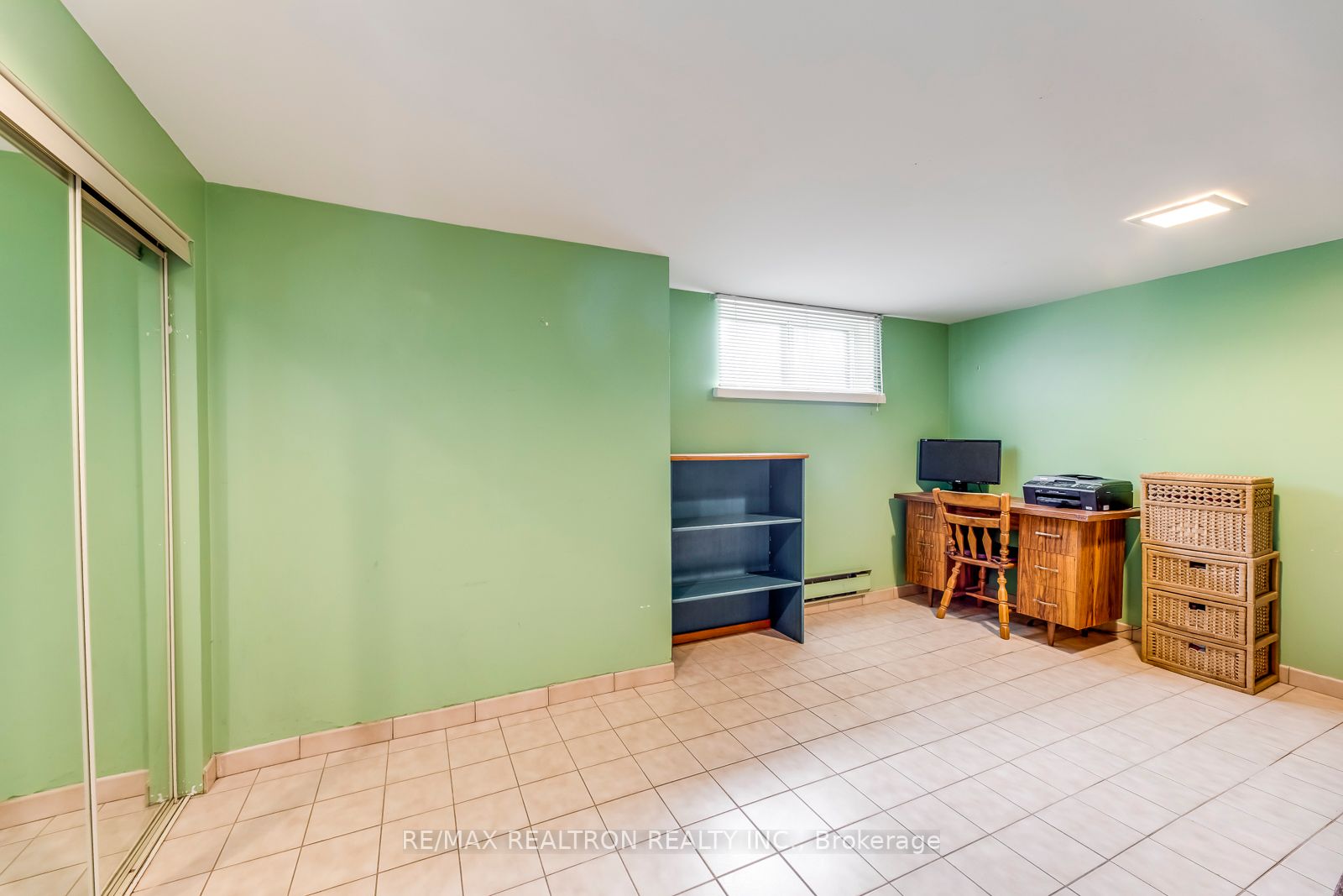127 Wyndale Dr