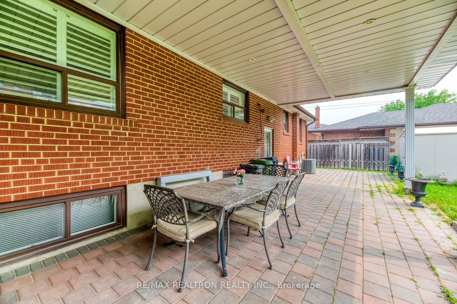 127 Wyndale Dr