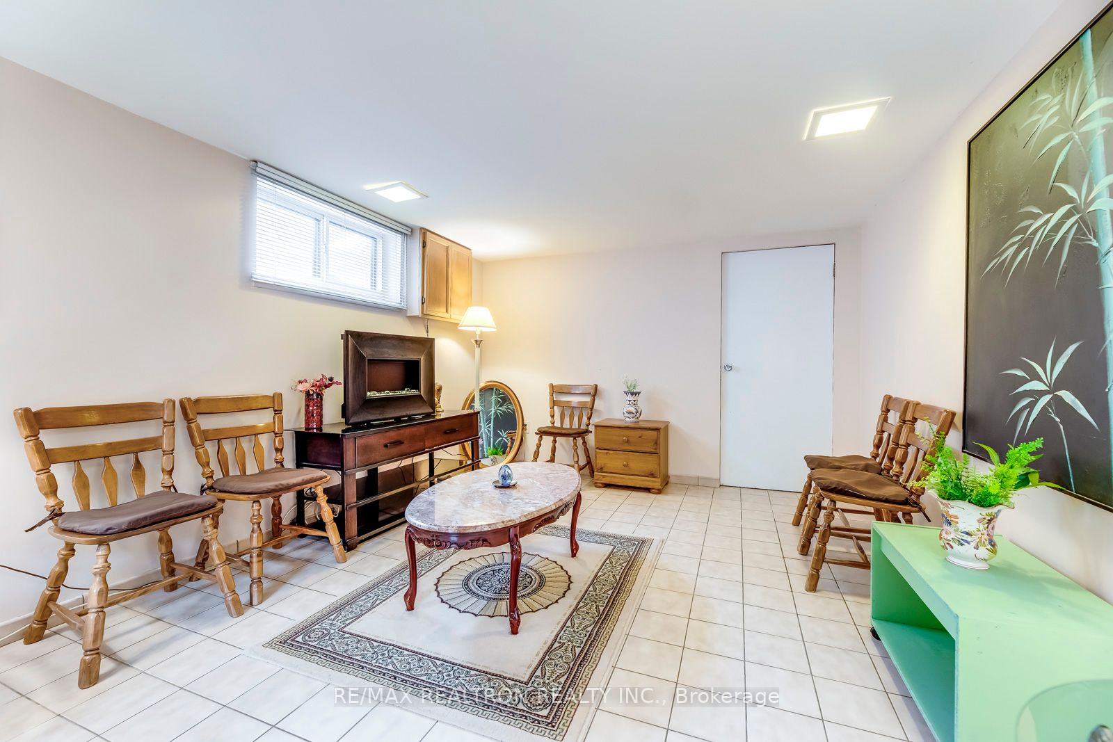 127 Wyndale Dr