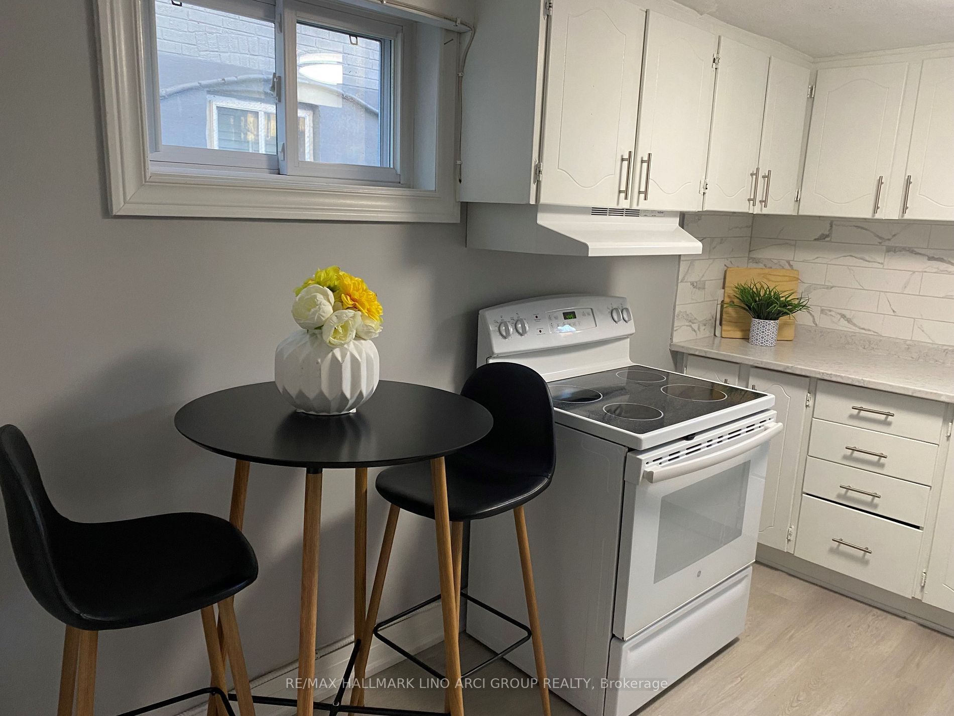 90A Bicknell Avenue
