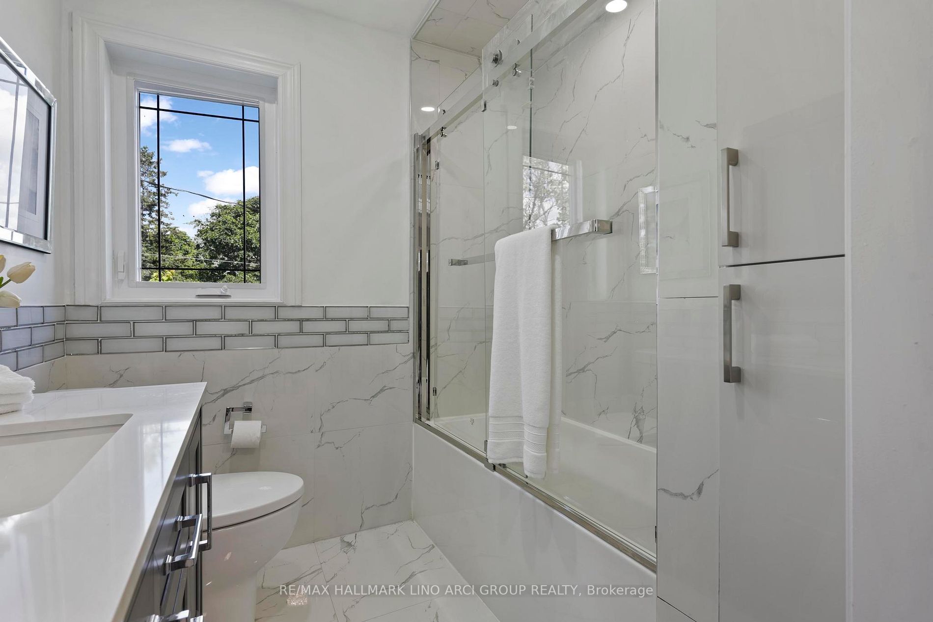 90A Bicknell Avenue