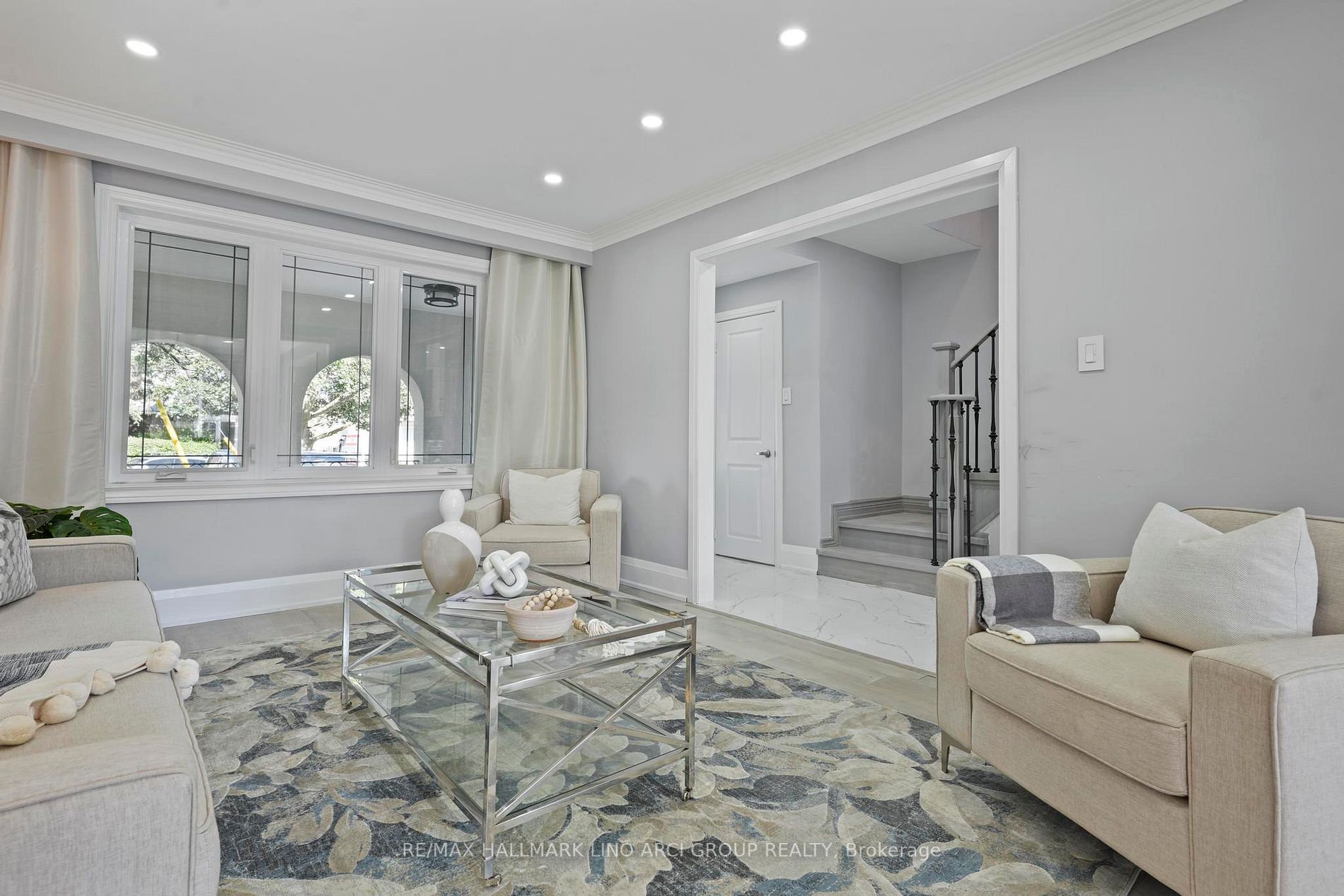 90A Bicknell Avenue