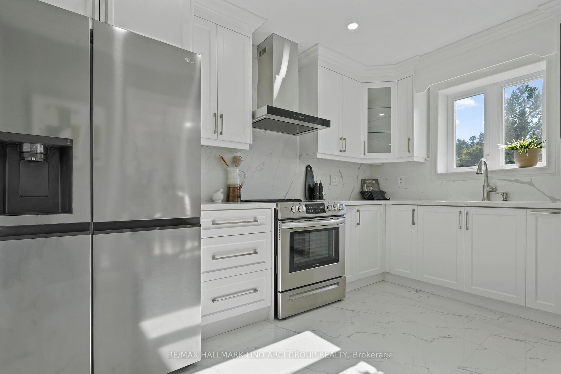 90A Bicknell Avenue