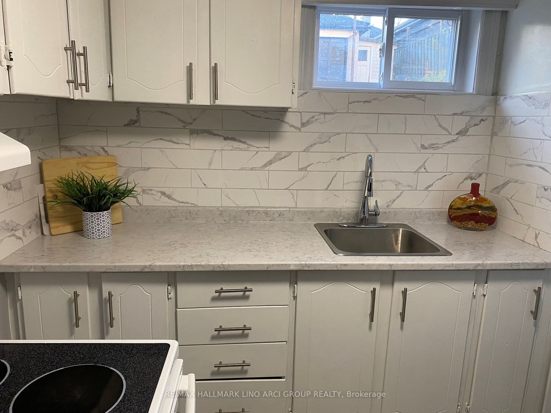 90A Bicknell Avenue