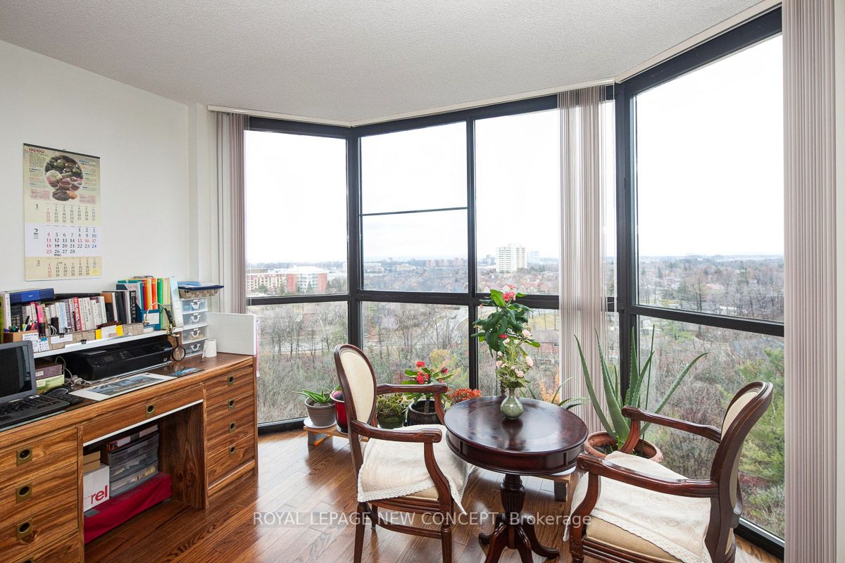 1240 Marlborough Crt, #1001
