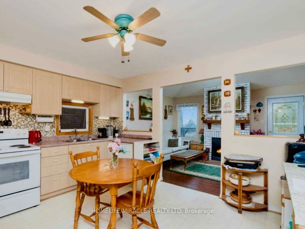 246 Howard Crescent