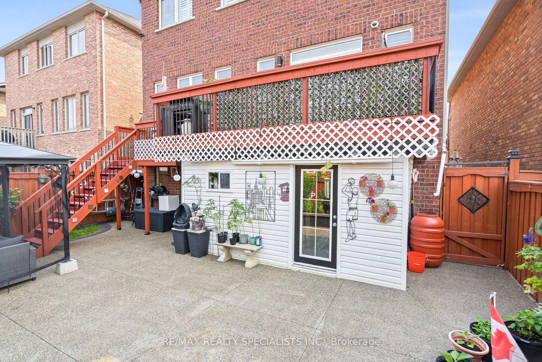 9 Amy Ave