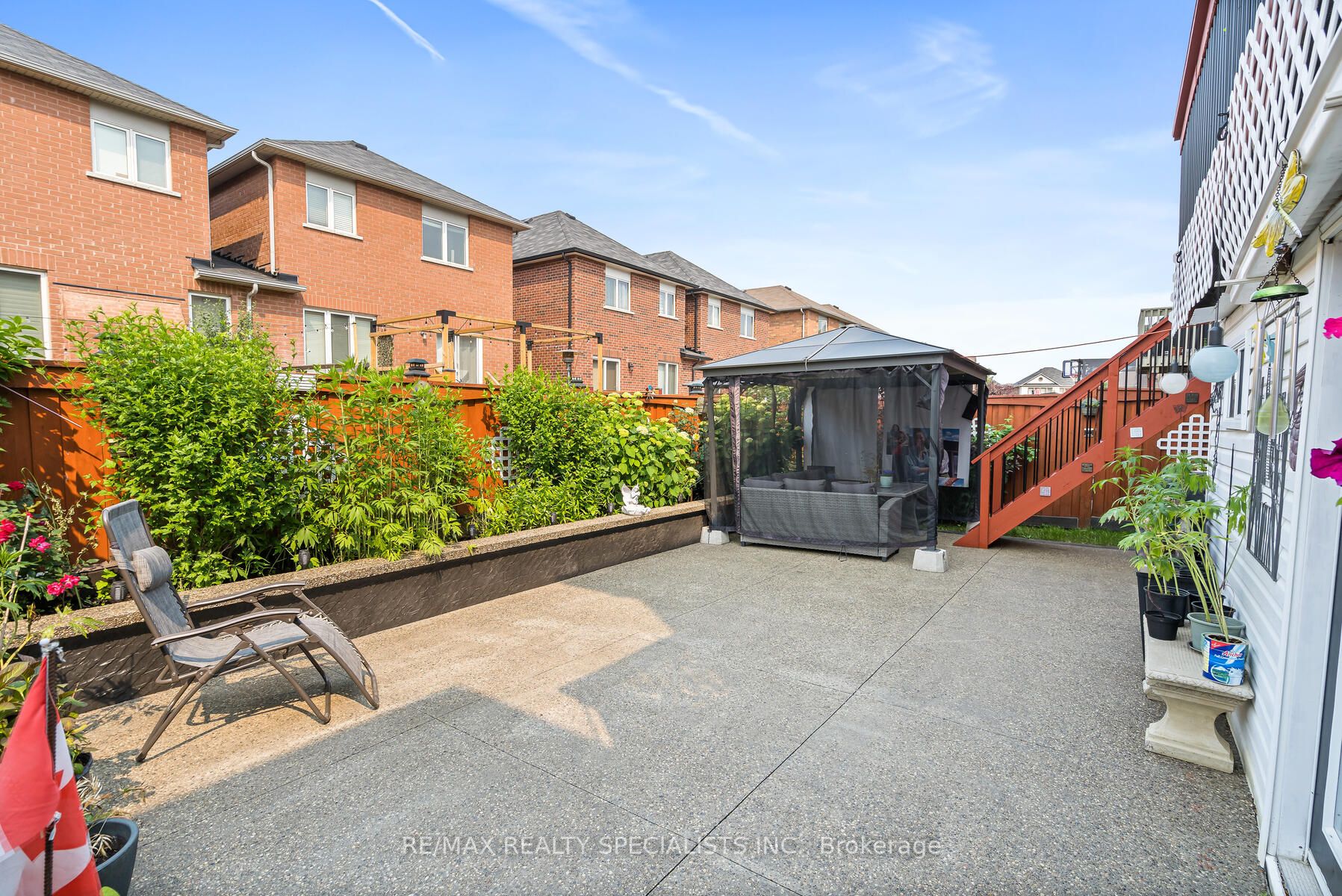 9 Amy Ave