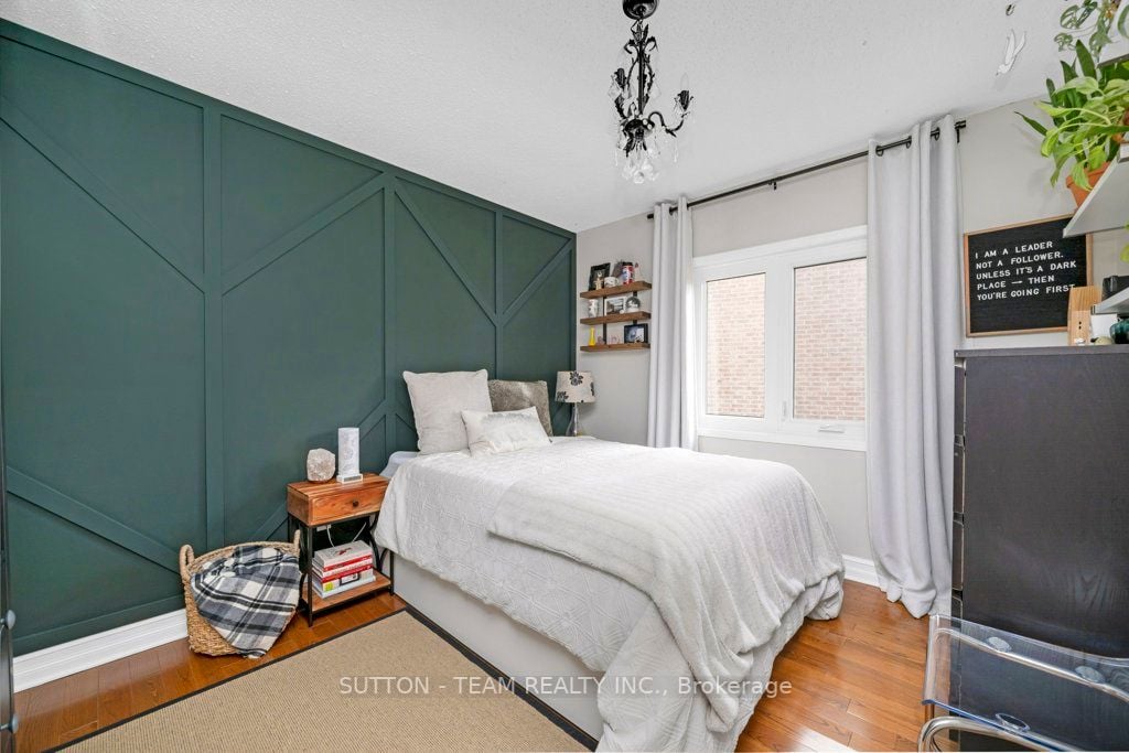 119 Lent Cres