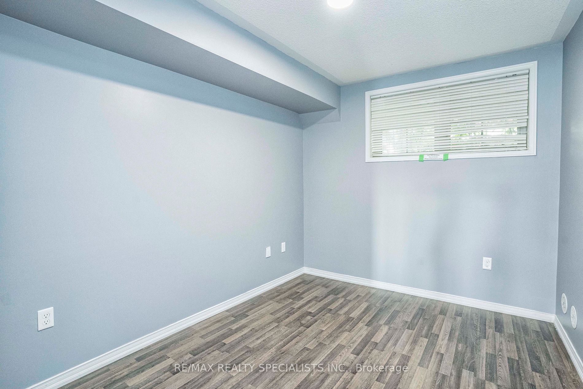 2500 Post Rd, #4