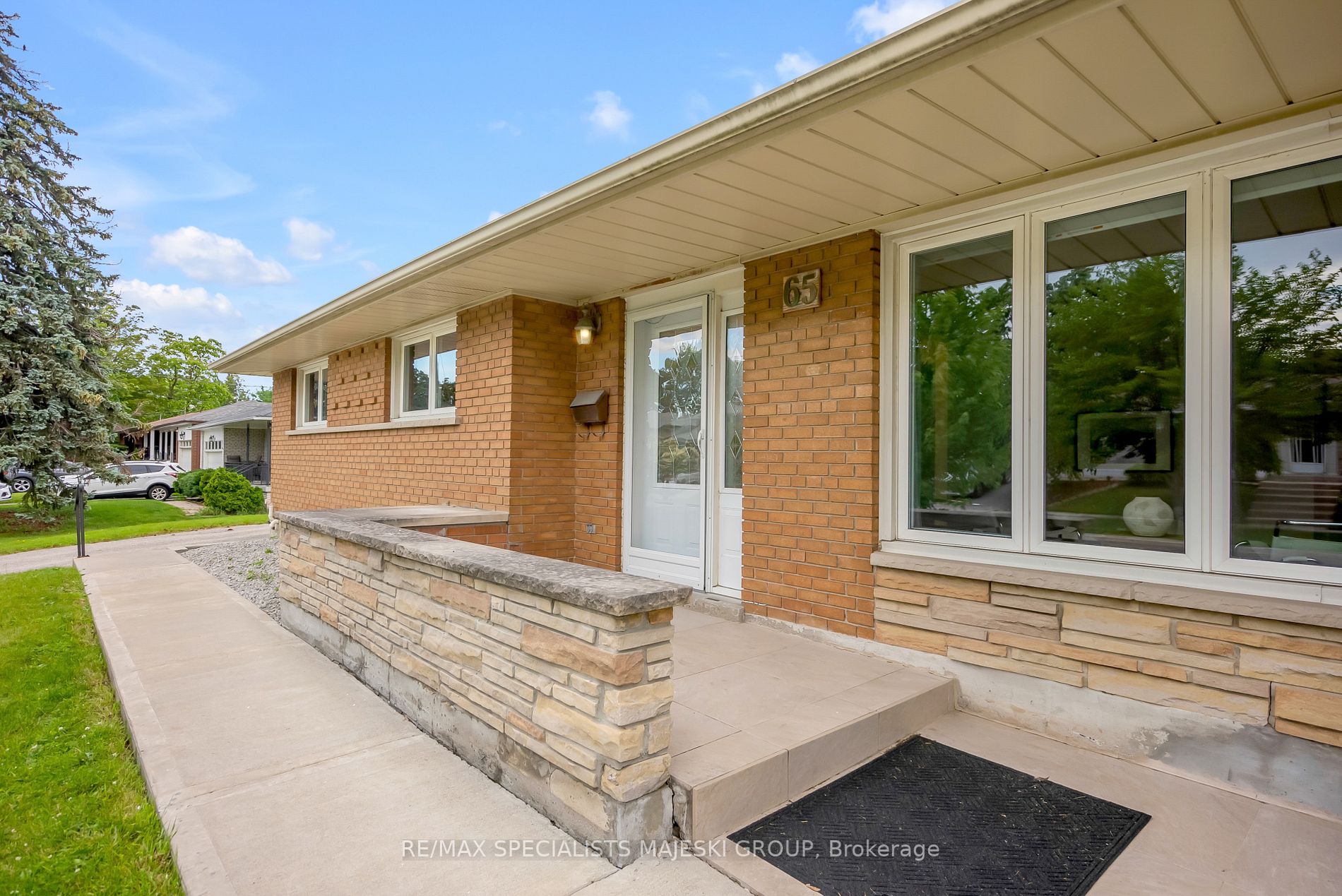 65 Harrop Avenue