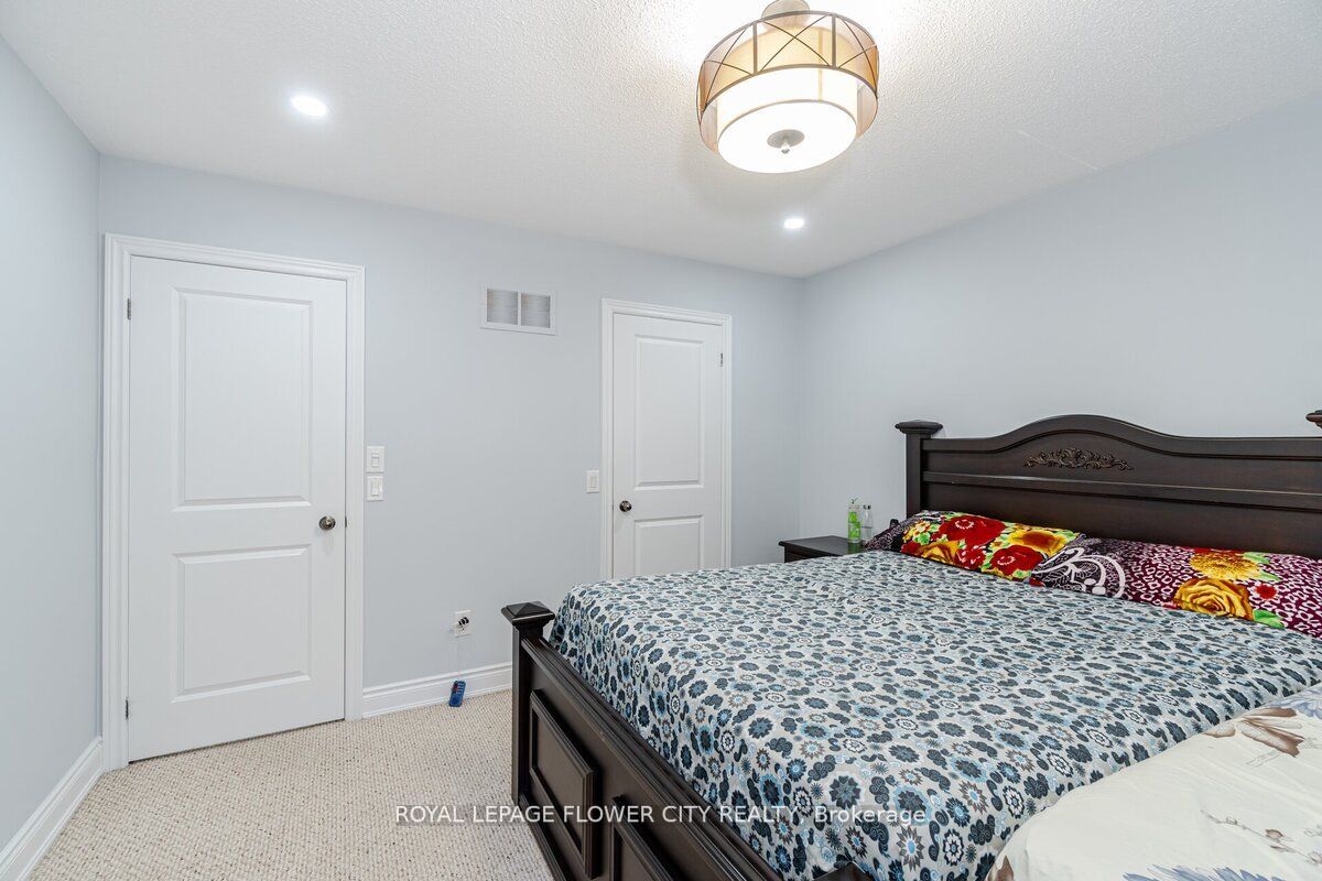 Listing W6625370 - Large Photo # 25