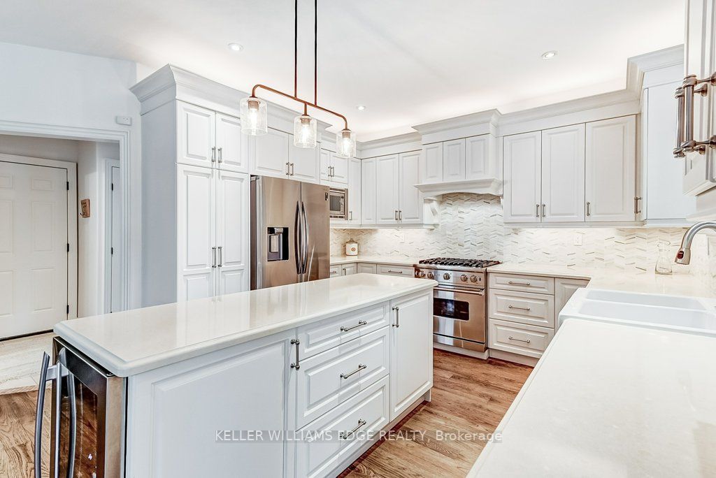 428 Allan St