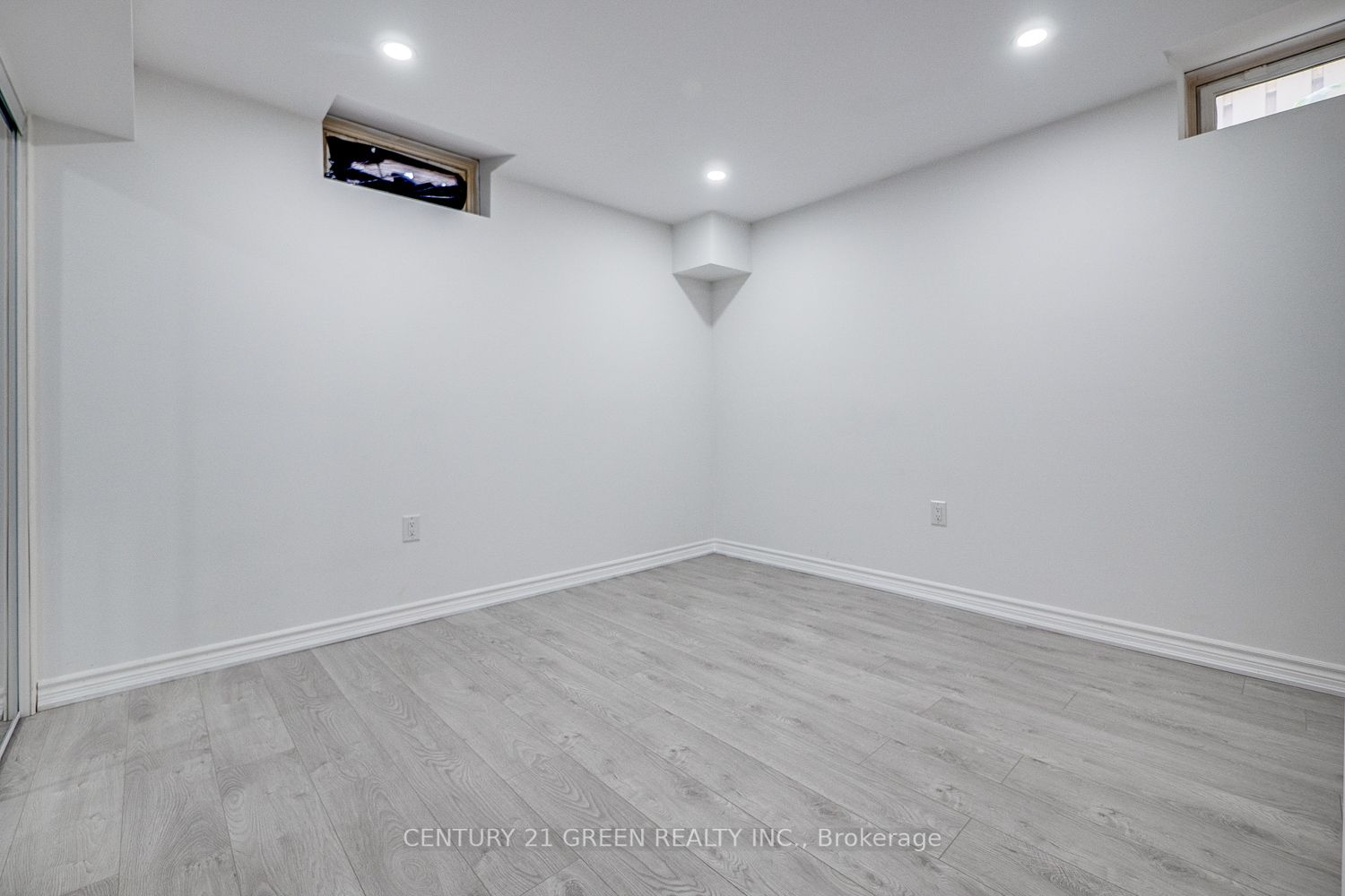 255 Fasken Court