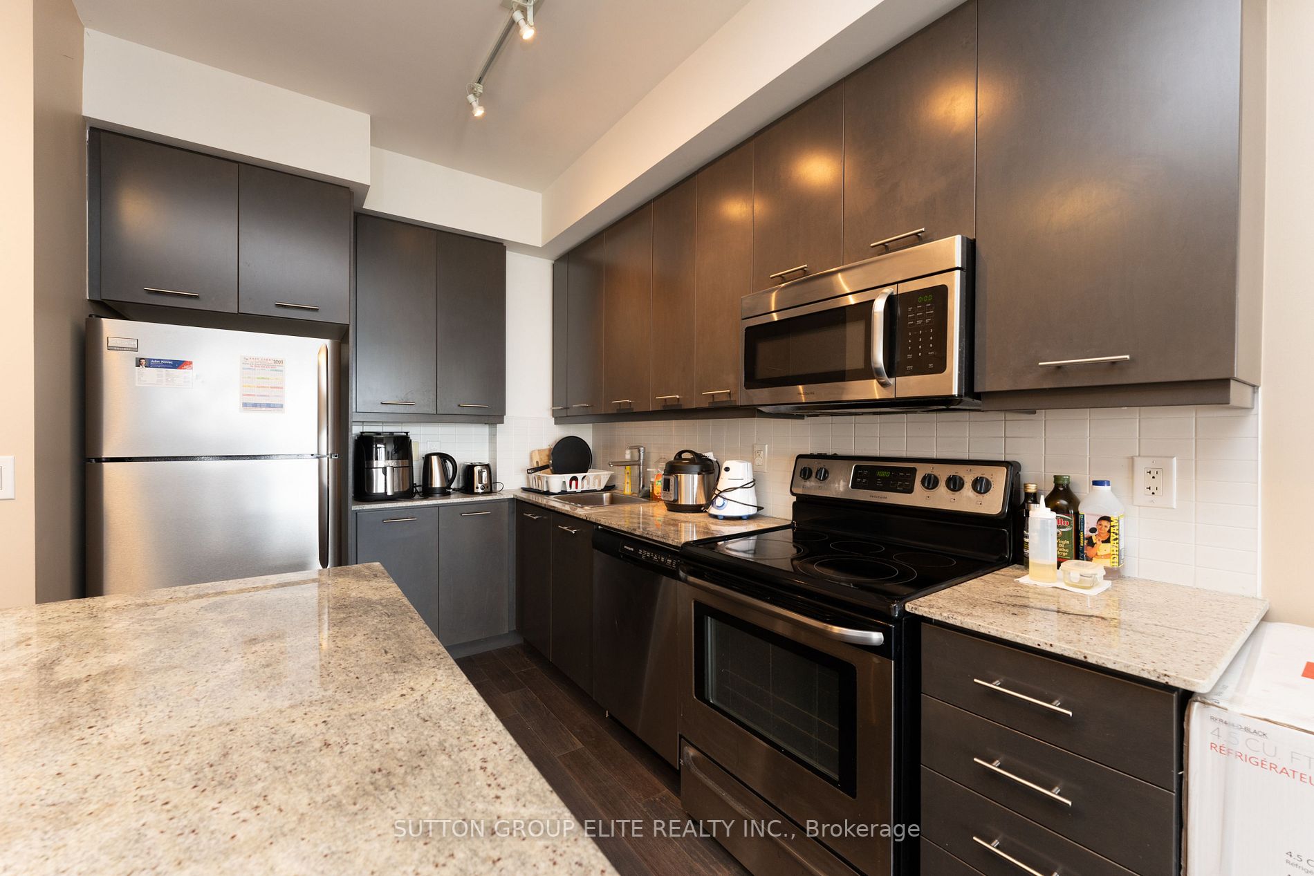 360 Square One Drive, #2007