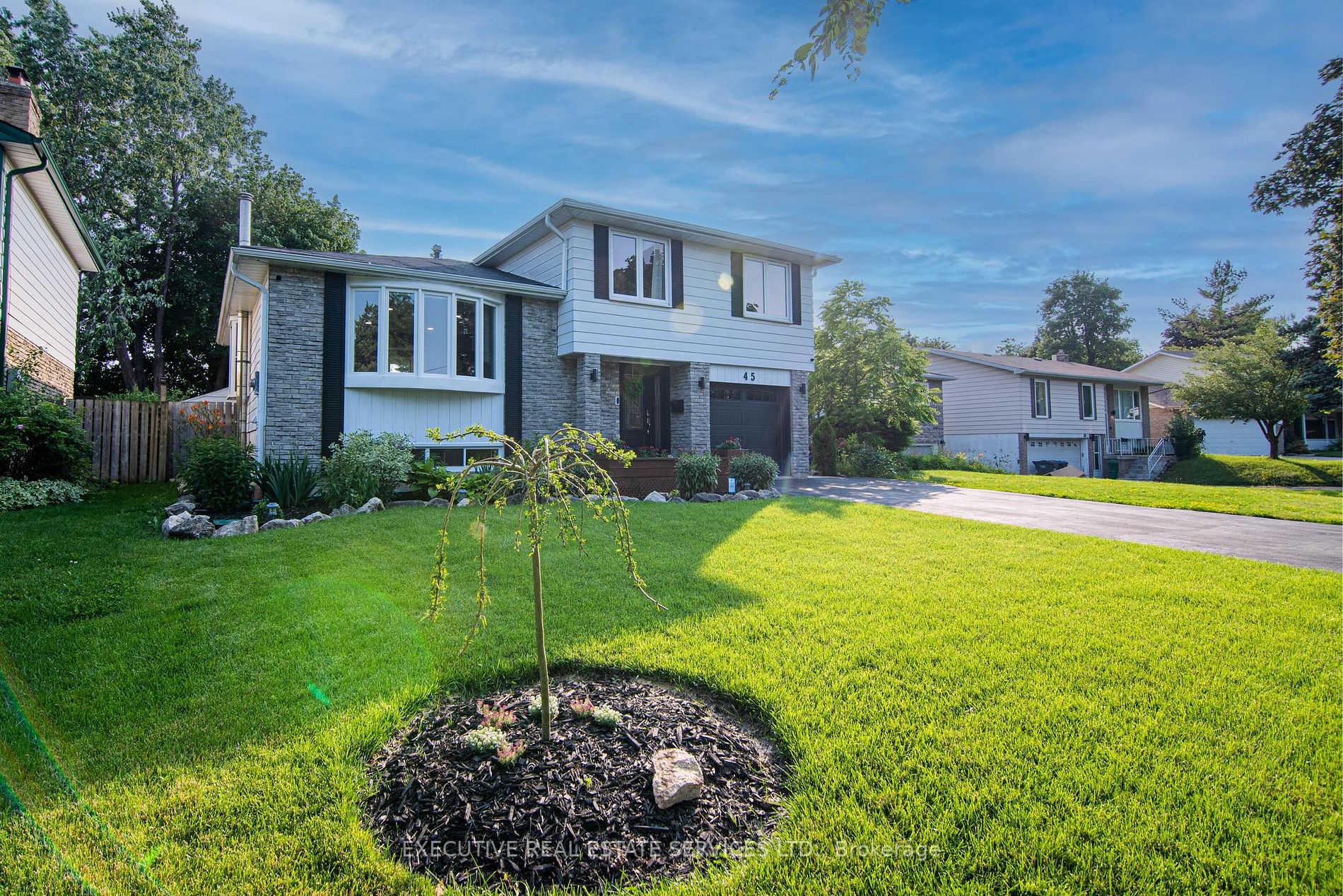 45 Jasper Cres
