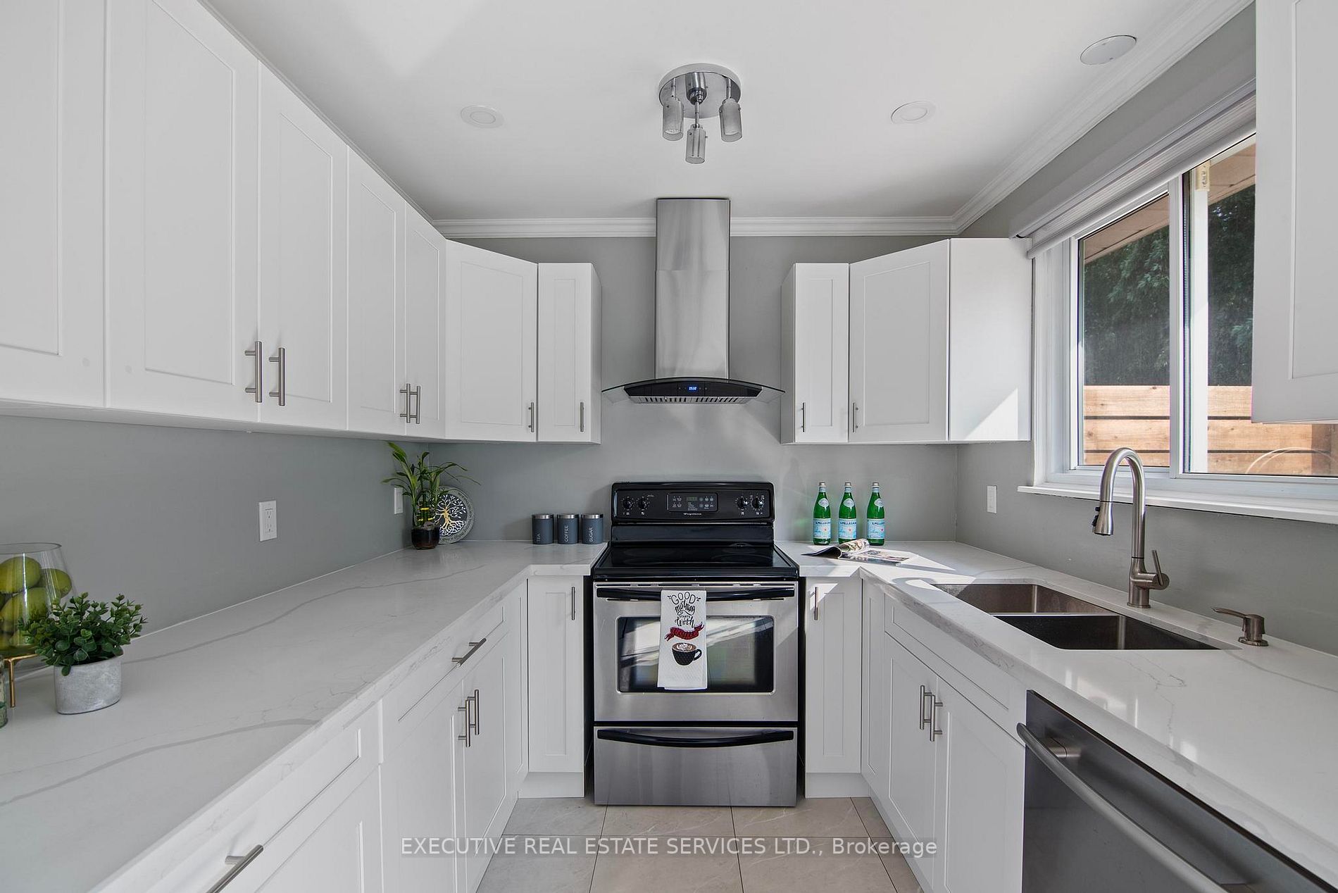 45 Jasper Cres