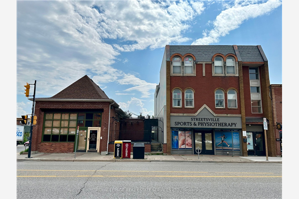 238 Queen St S, Mississauga