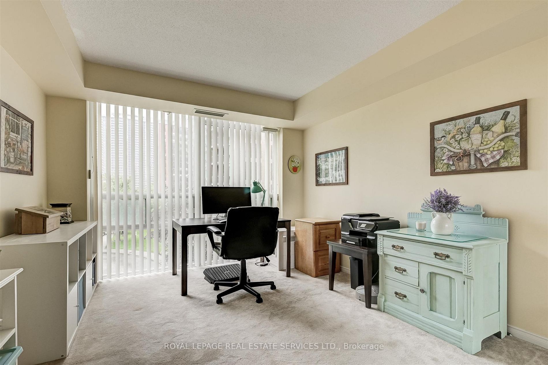 9 Michael Power Pl, #314