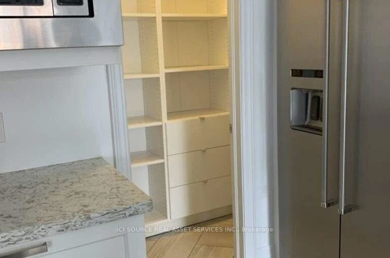 121 Waterview Common